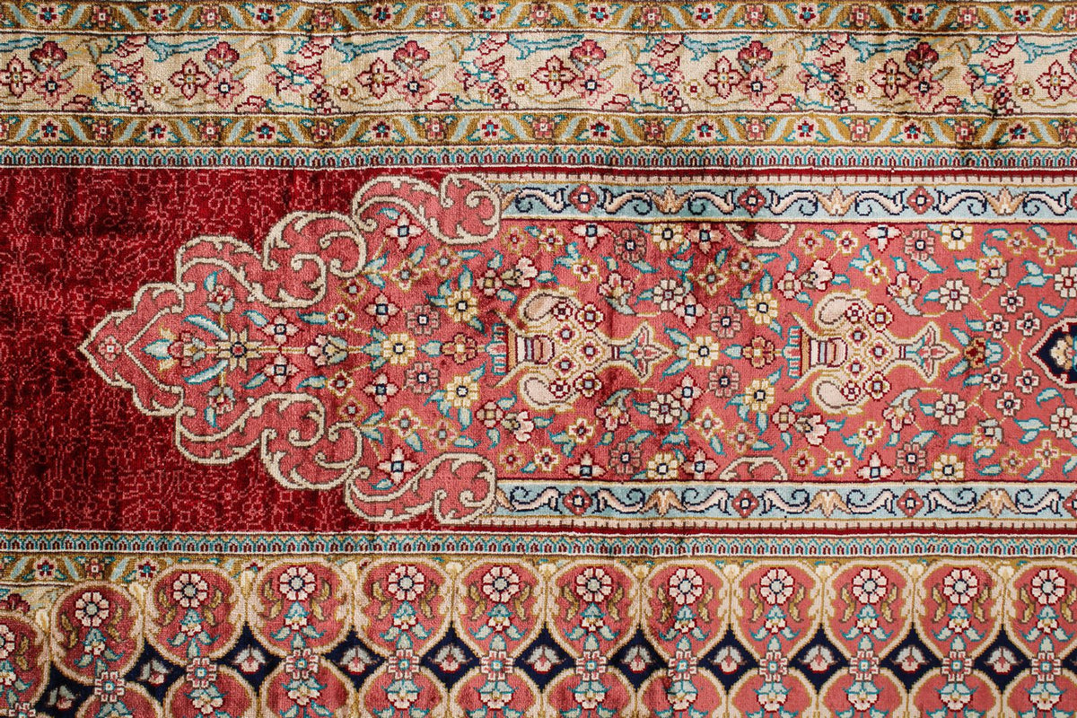 9x12 Red and Ivory Turkish Silk Rug