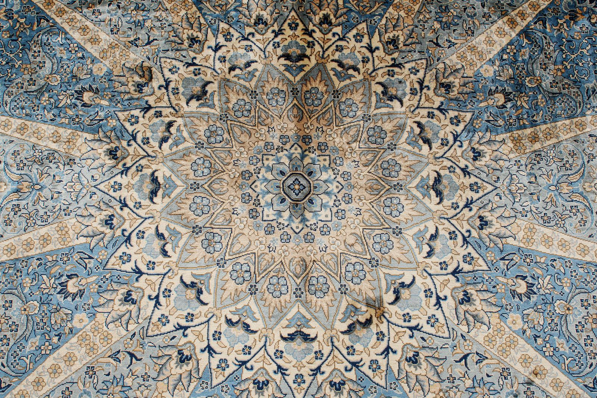 6x9 Blue and Ivory Turkish Silk Rug