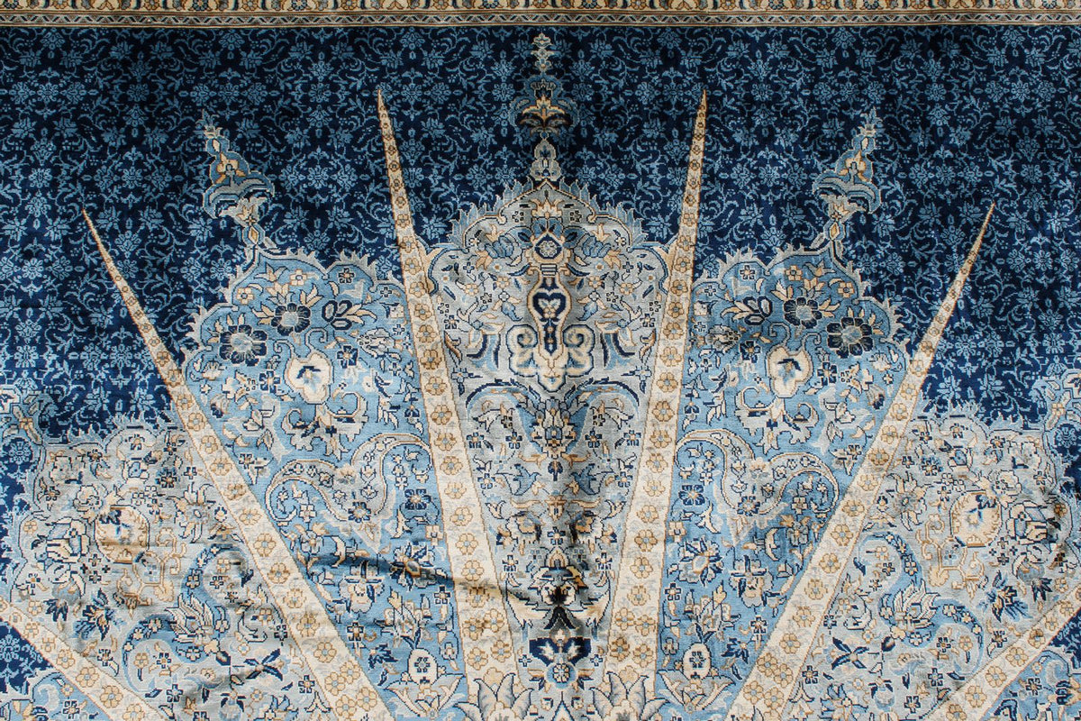 6x9 Blue and Ivory Turkish Silk Rug