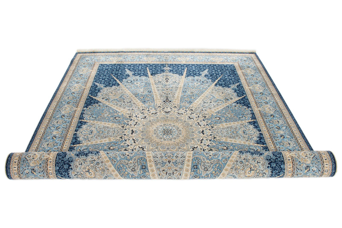 6x9 Blue and Ivory Turkish Silk Rug