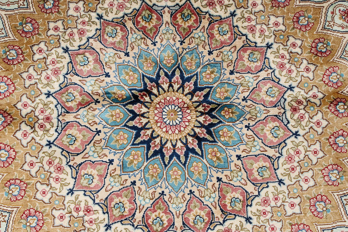 6x9 Ivory and Multicolor Turkish Silk Rug
