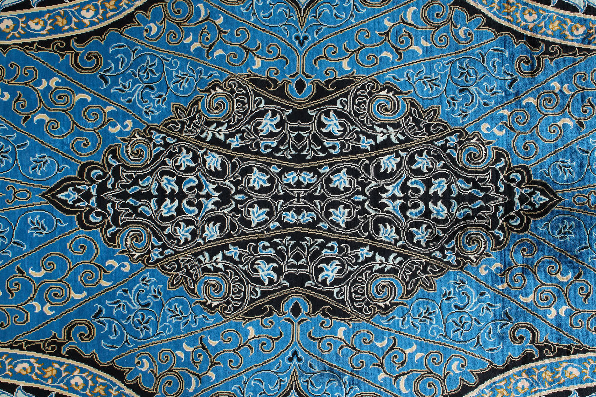 6x9 Blue and Navy Turkish Silk Rug