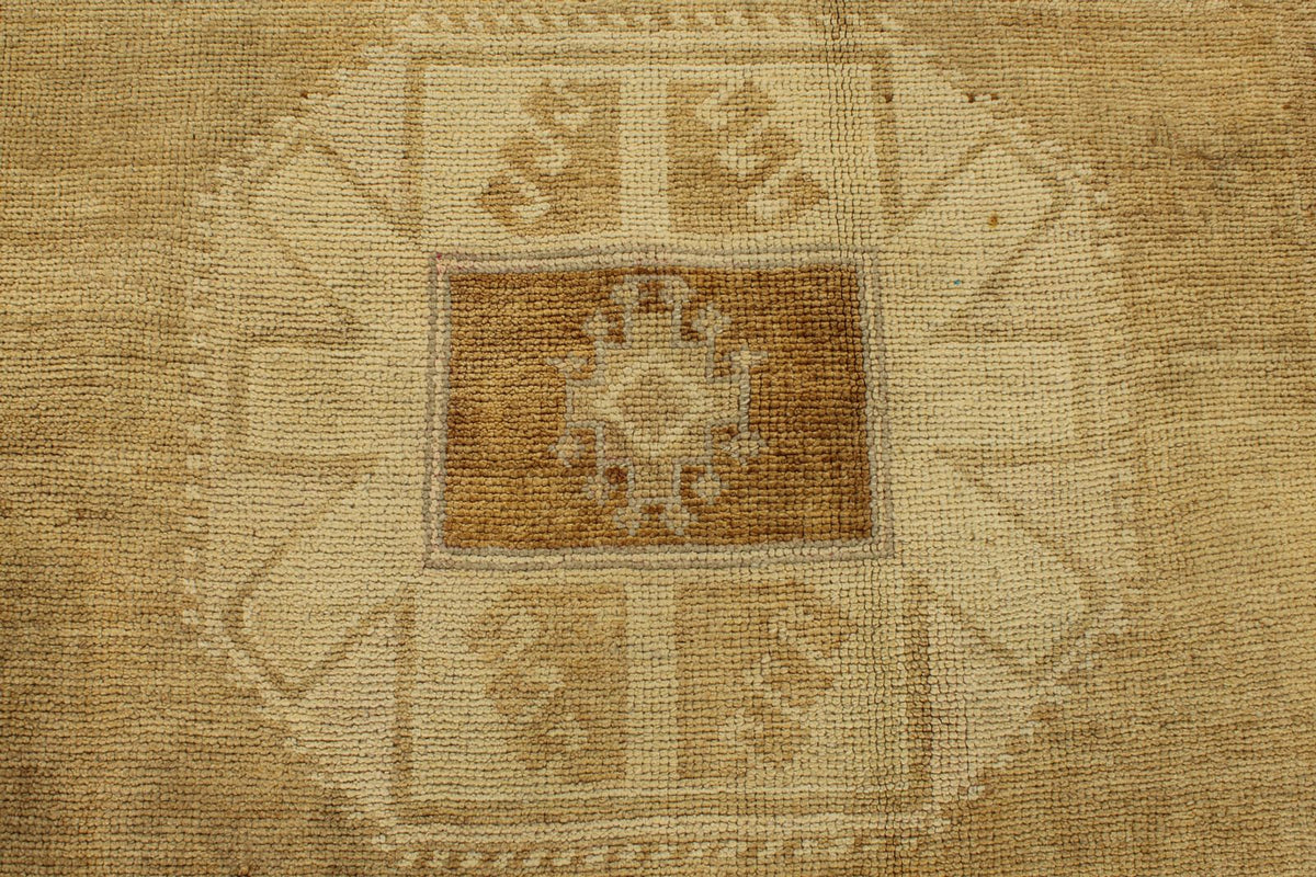 8x13 Ivory and Brown Turkish Tribal Rug