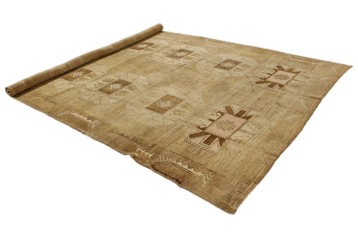 8x13 Ivory and Brown Turkish Tribal Rug
