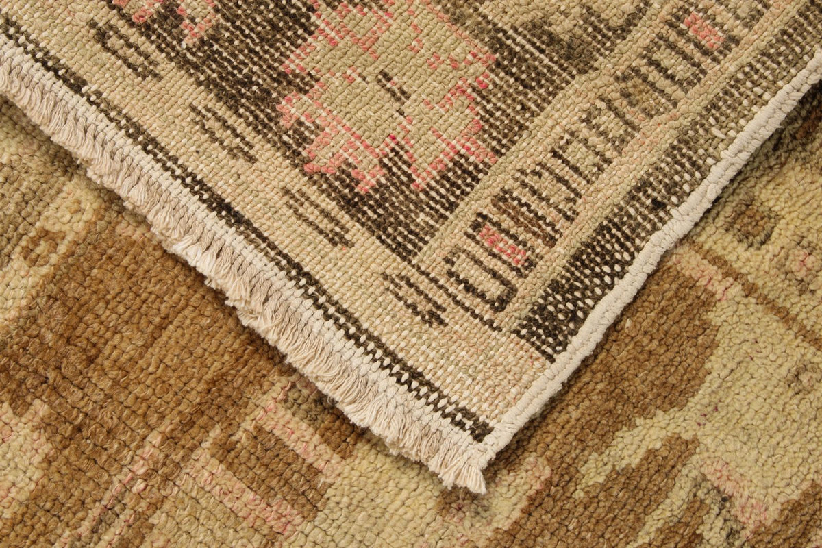 8x12 Ivory and Brown Turkish Tribal Rug