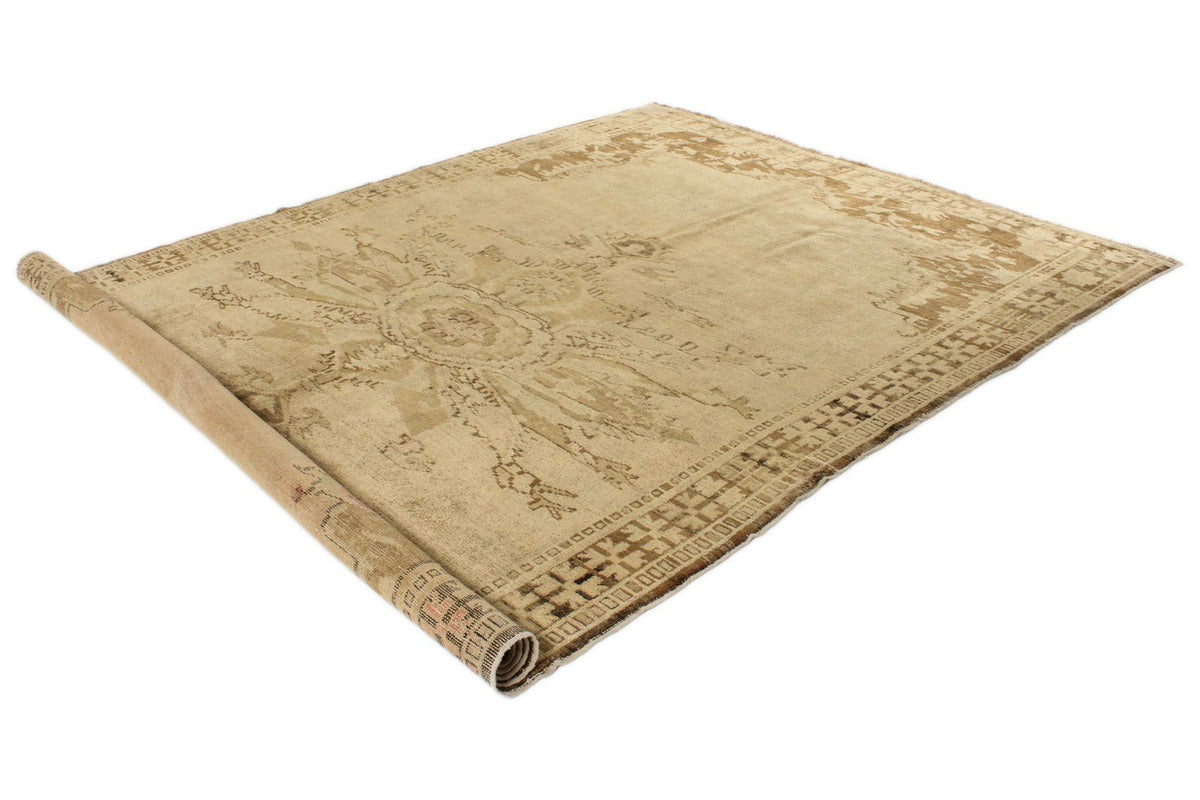 8x12 Ivory and Brown Turkish Tribal Rug