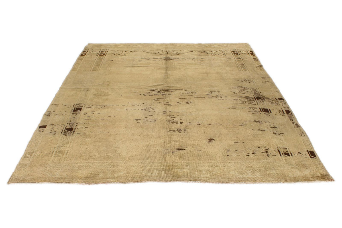 7x8 Ivory and Brown Turkish Tribal Rug