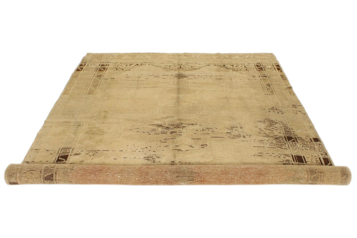 7x8 Ivory and Brown Turkish Tribal Rug
