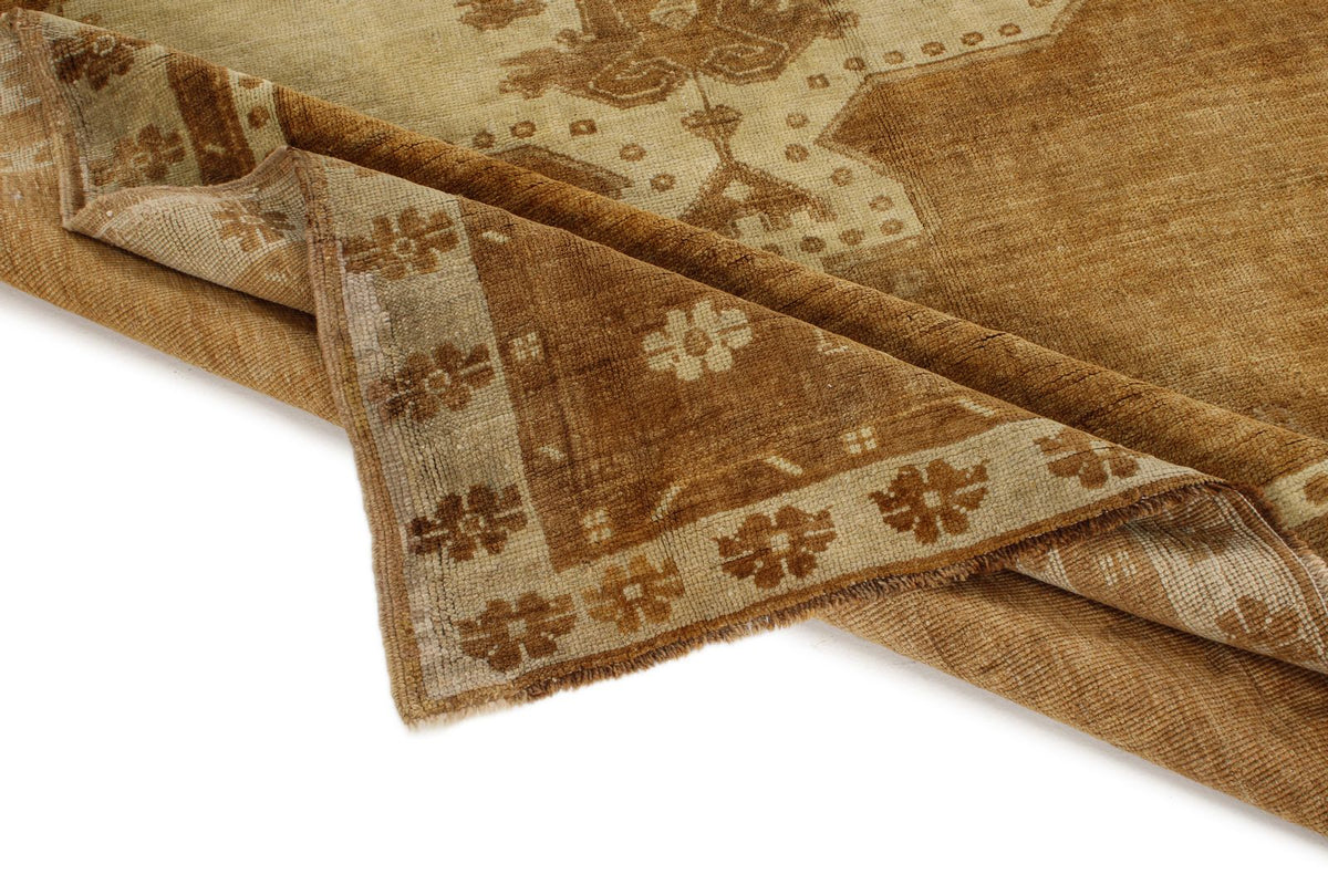 6x10 Ivory and Brown Turkish Tribal Rug