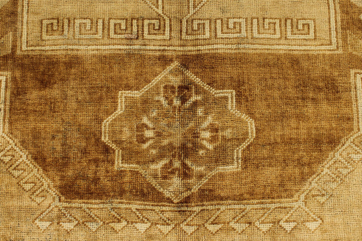 6x10 Ivory and Brown Turkish Tribal Rug