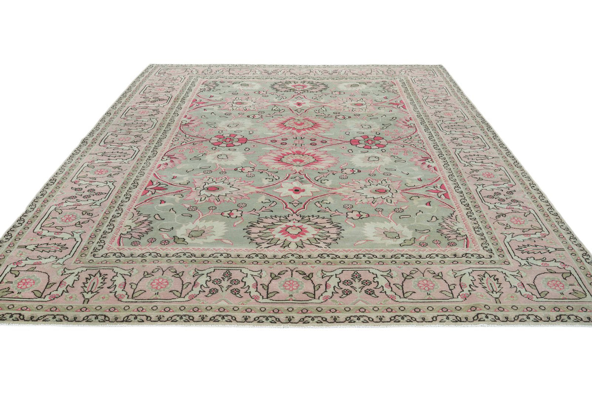 9x12 Ivory and Pink Turkish Milas Rug
