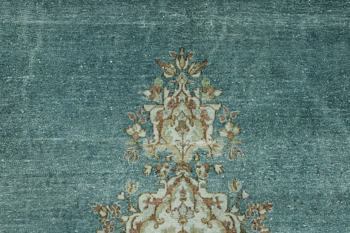 8x10 Blue and Ivory Persian Rug