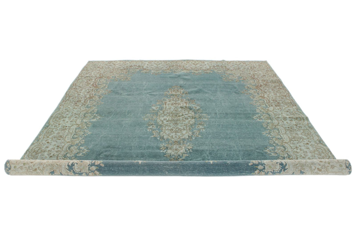 8x10 Blue and Ivory Persian Rug