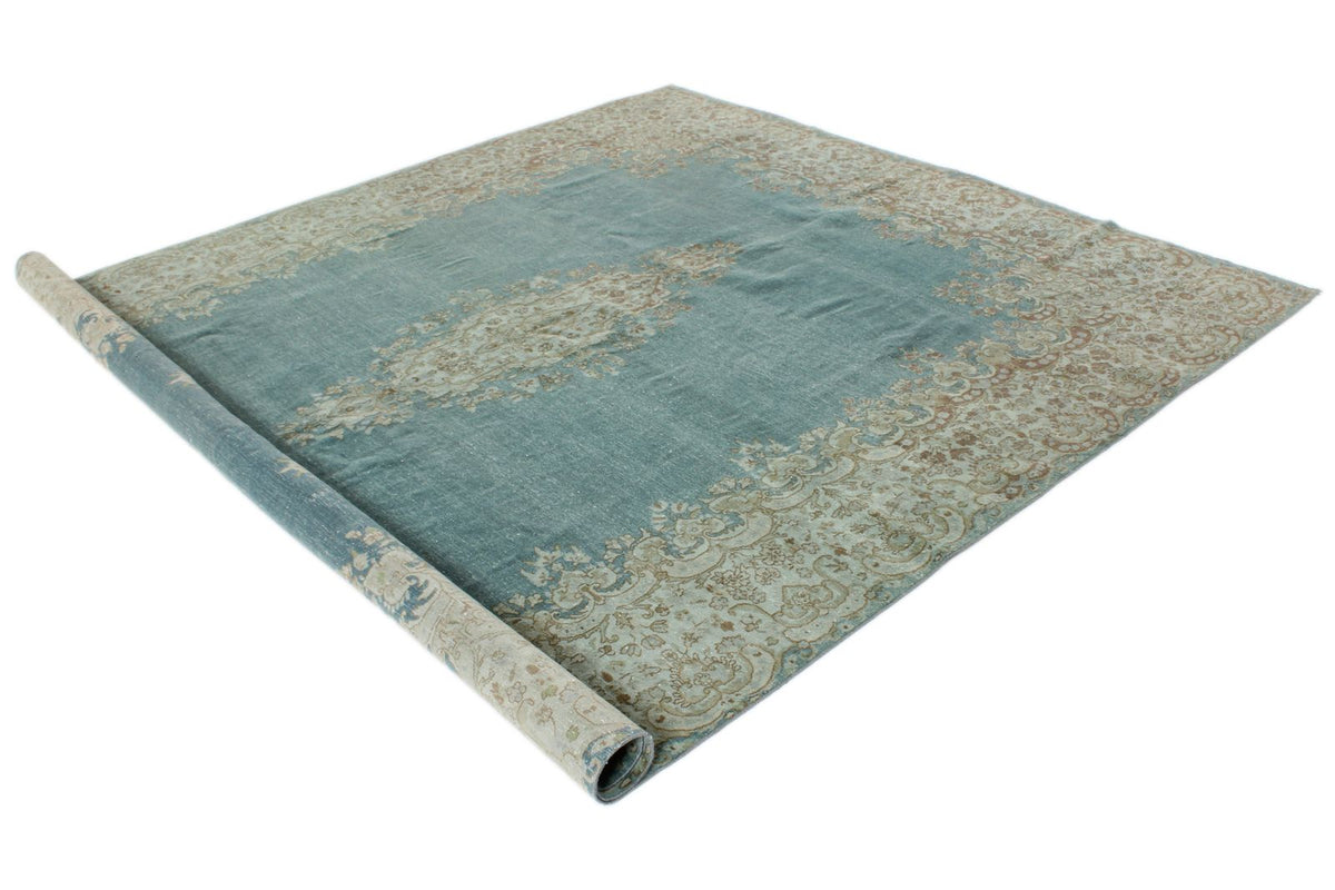8x10 Blue and Ivory Persian Rug