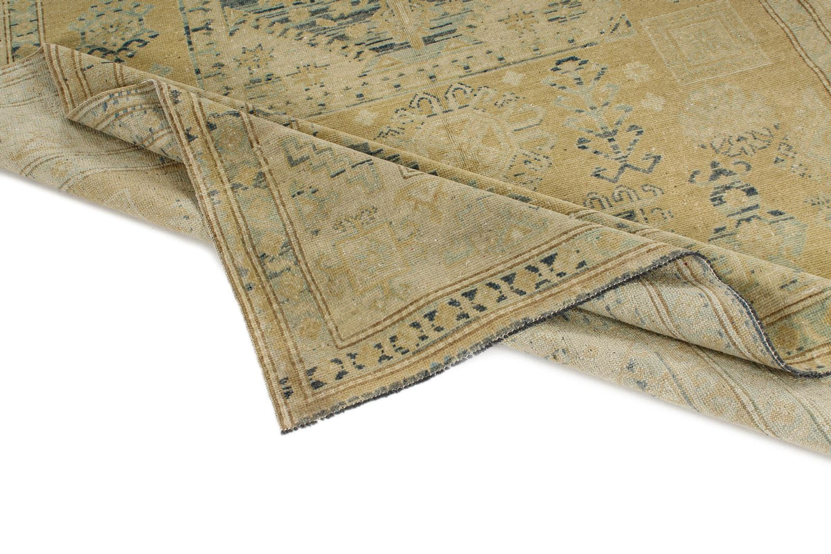 6x9 Brown and Ivory Persian Rug