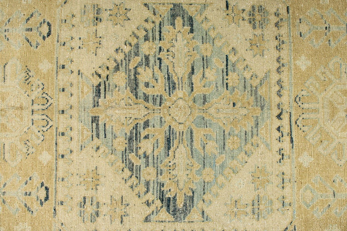6x9 Brown and Ivory Persian Rug
