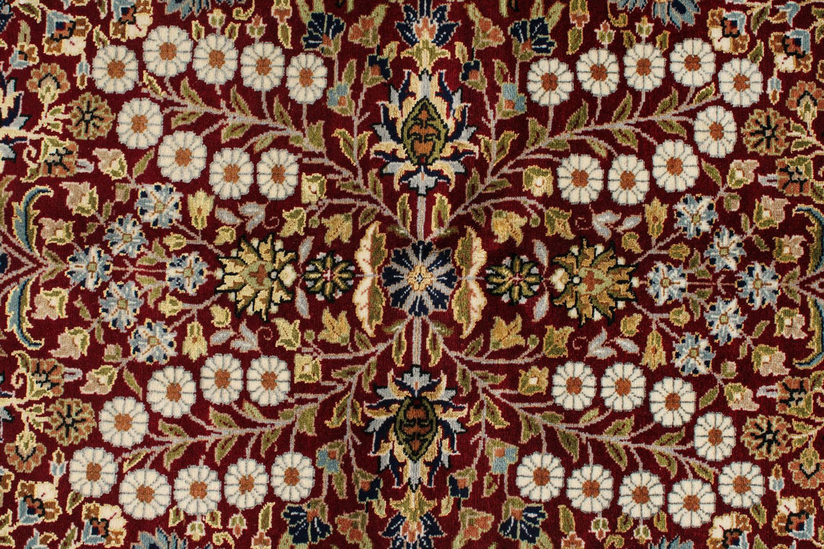 6x9 Red and Ivory Turkish Silk Rug