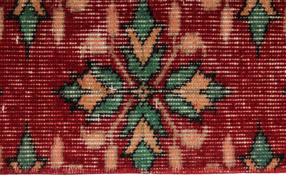 5x9 Red and Multicolor Modern Contemporary Rug