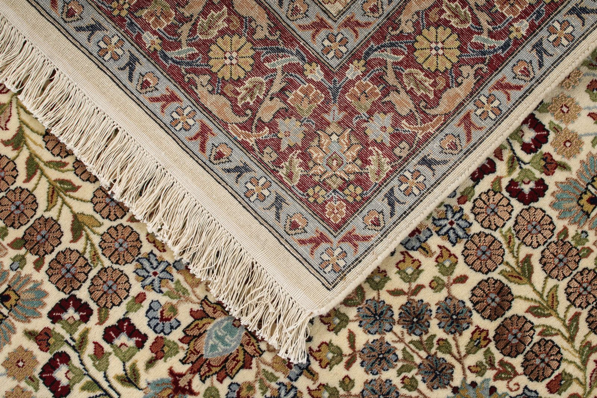 5x7 Ivory and Red Turkish Silk Rug
