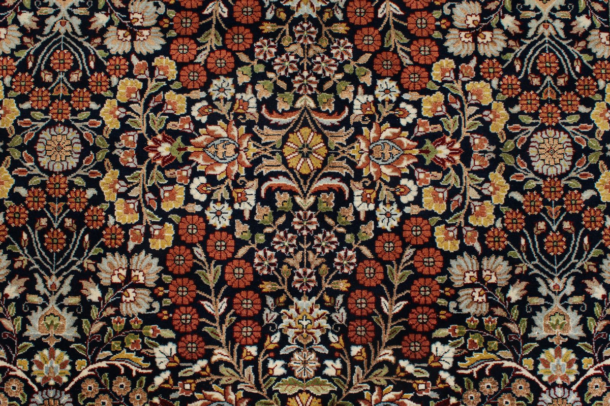 5x7 Navy and Burgundy Turkish Silk Rug