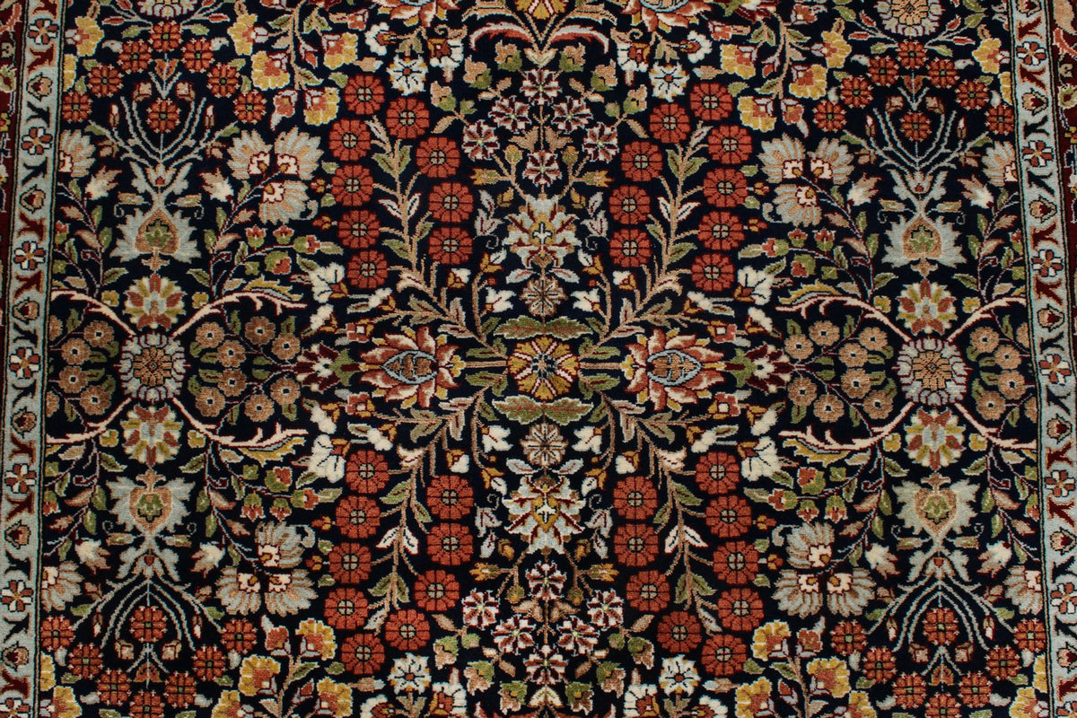 5x7 Navy and Burgundy Turkish Silk Rug