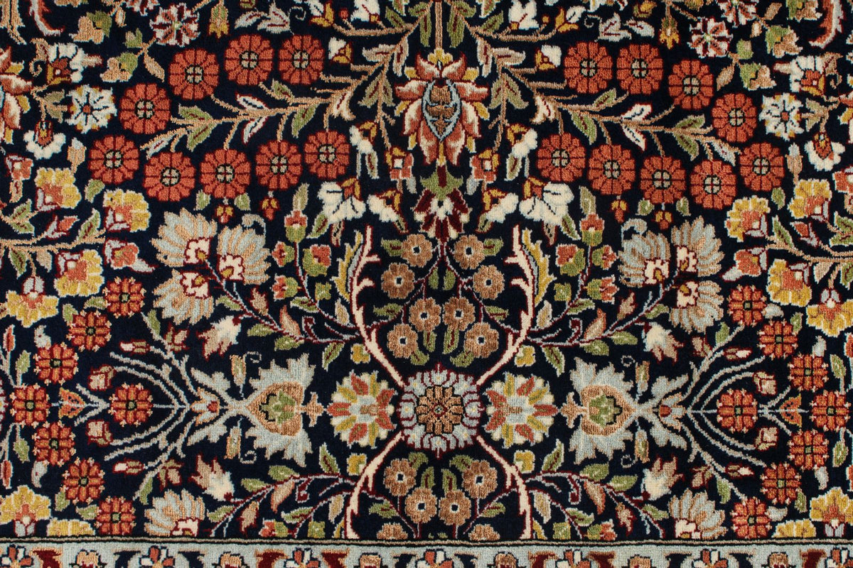 5x7 Navy and Burgundy Turkish Silk Rug