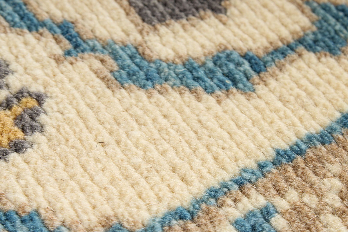 5x8 Ivory and Blue Turkish Oushak Rug