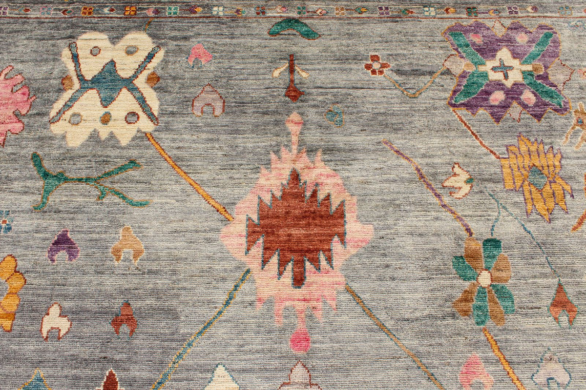 8x10 Gray and Multicolor Turkish Oushak Rug