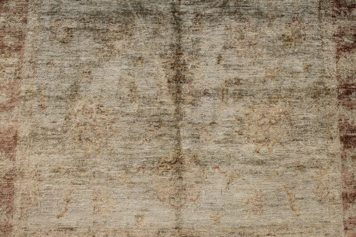 5x7 Gray and Brown Persian Rug