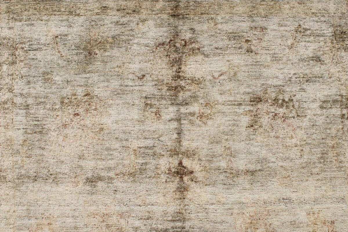 5x7 Gray and Brown Persian Rug
