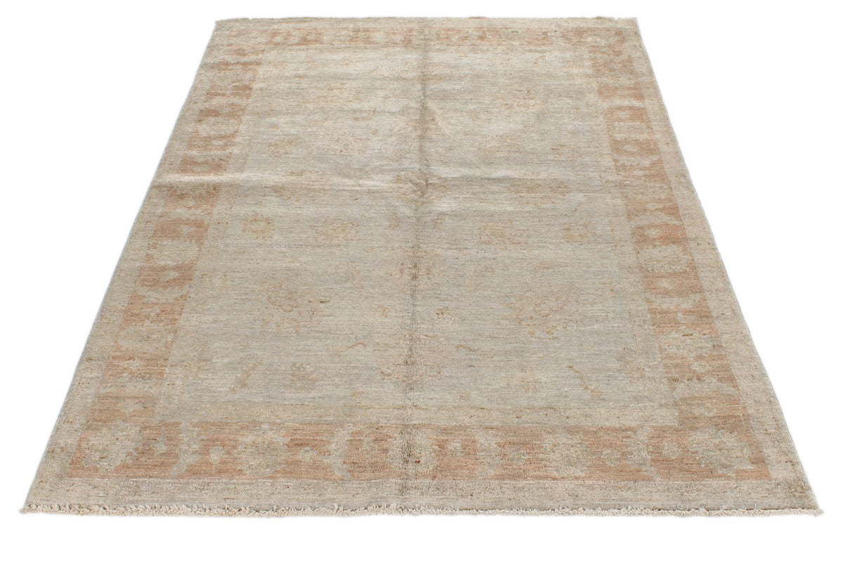 5x7 Gray and Brown Persian Rug