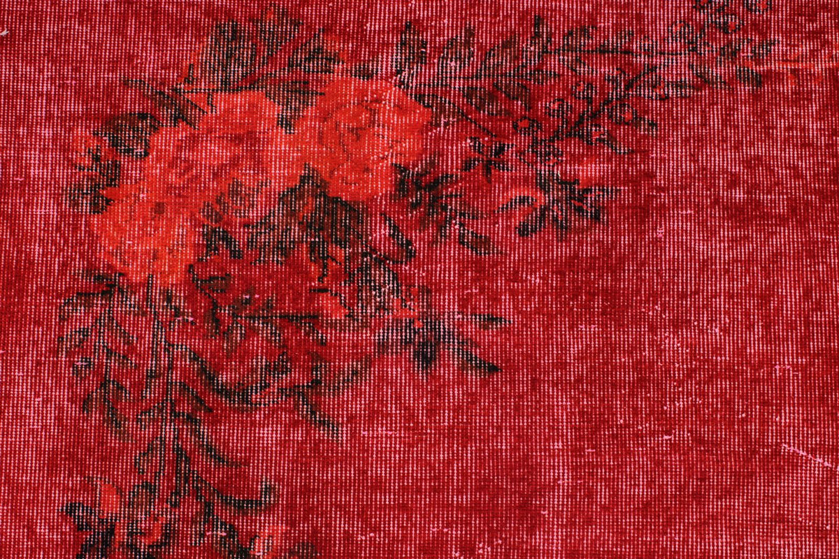5x9 Red and Red Modern Contemporary Rug