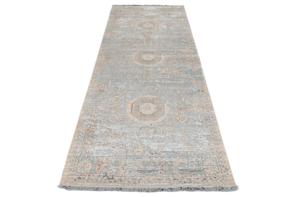 4x10 Ivory and Multicolor Turkish Antep Runner