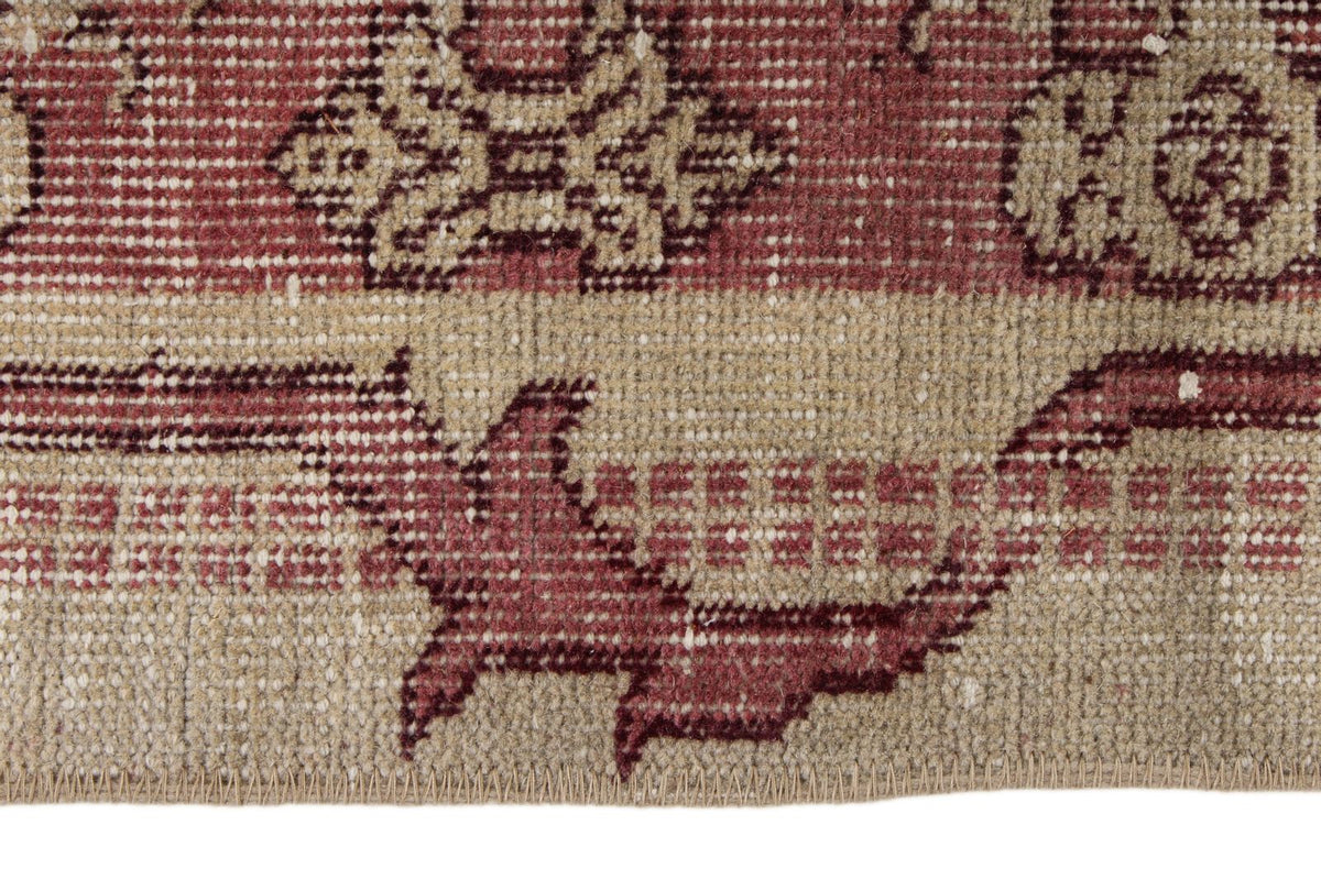 5x9 Pink and Ivory Turkish Anatolian Rug