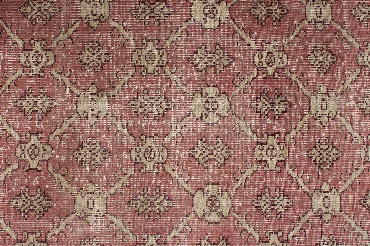 5x9 Pink and Ivory Turkish Anatolian Rug