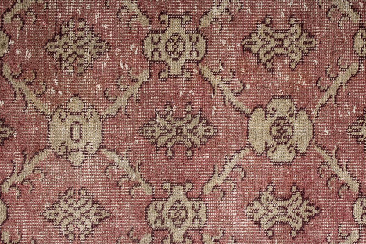 5x9 Pink and Ivory Turkish Anatolian Rug