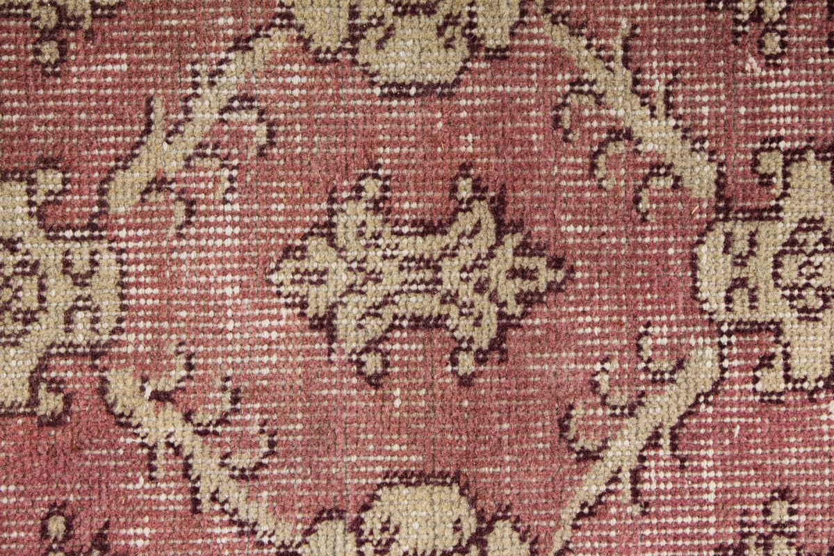 5x9 Pink and Ivory Turkish Anatolian Rug