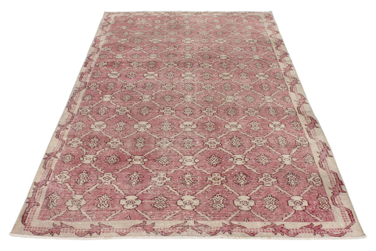 5x9 Pink and Ivory Turkish Anatolian Rug