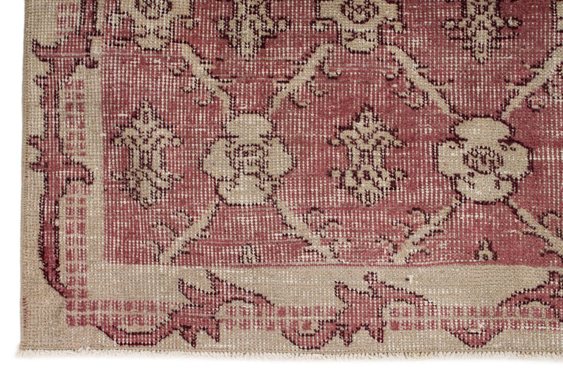 5x9 Pink and Ivory Turkish Anatolian Rug