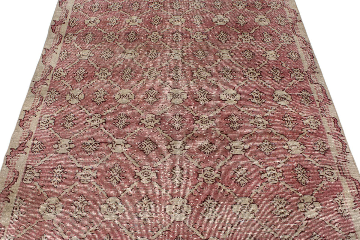 5x9 Pink and Ivory Turkish Anatolian Rug