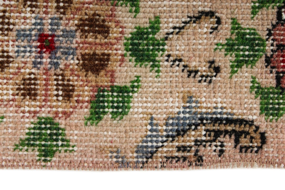 5x9 Beige and Multicolor Turkish Anatolian Rug