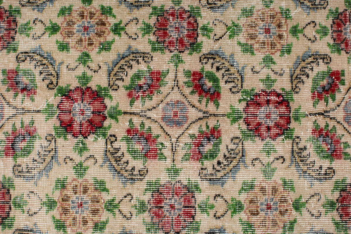 5x9 Beige and Multicolor Turkish Anatolian Rug