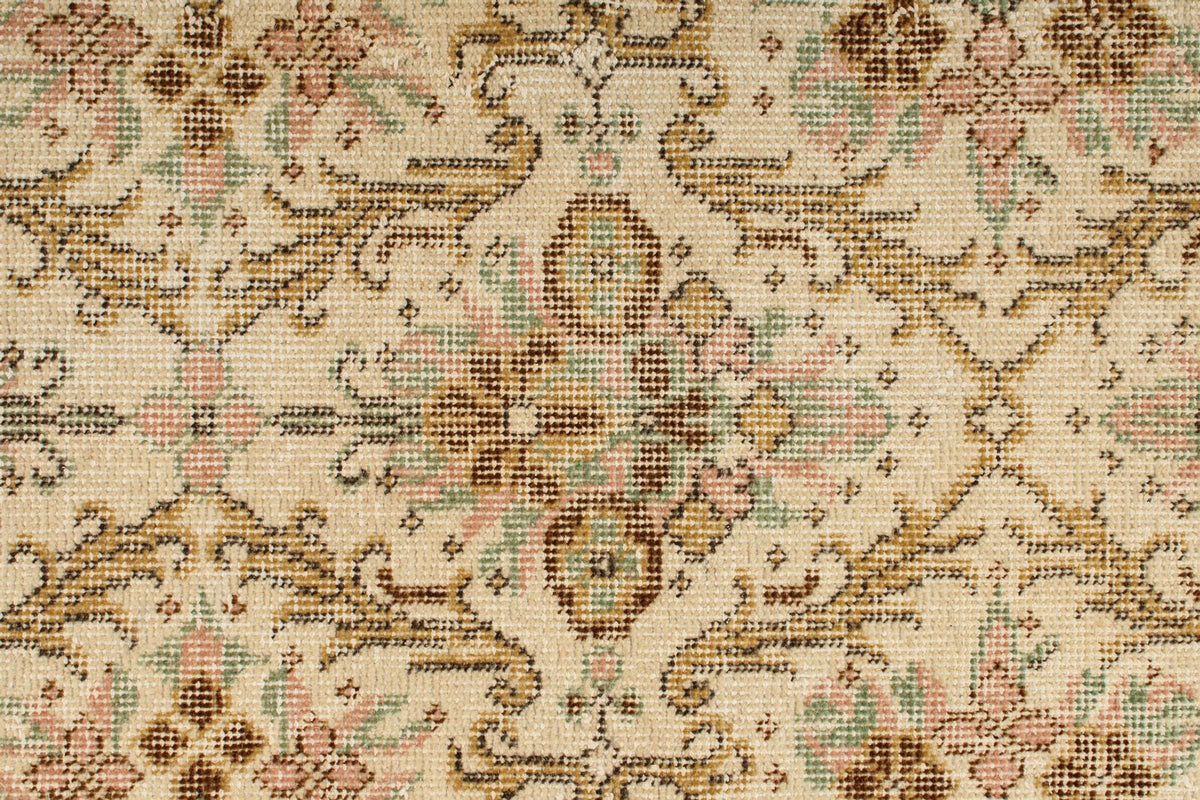 4x7 Ivory and Multicolor Turkish Anatolian Rug