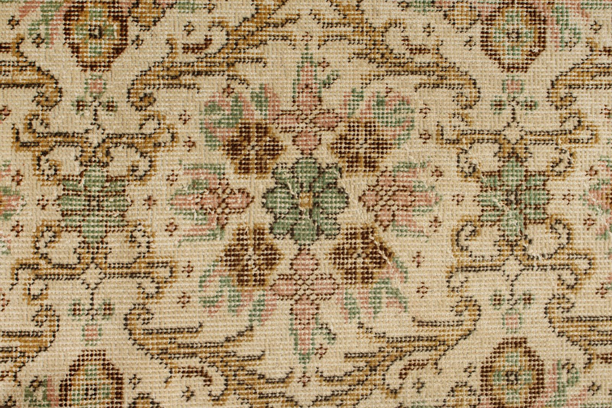 4x7 Ivory and Multicolor Turkish Anatolian Rug
