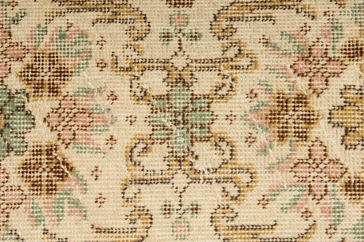 4x7 Ivory and Multicolor Turkish Anatolian Rug