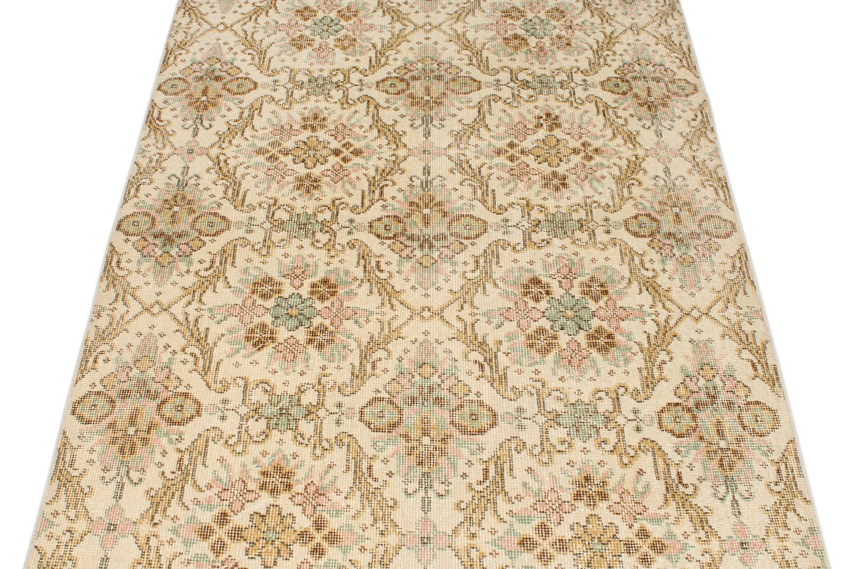 4x7 Ivory and Multicolor Turkish Anatolian Rug