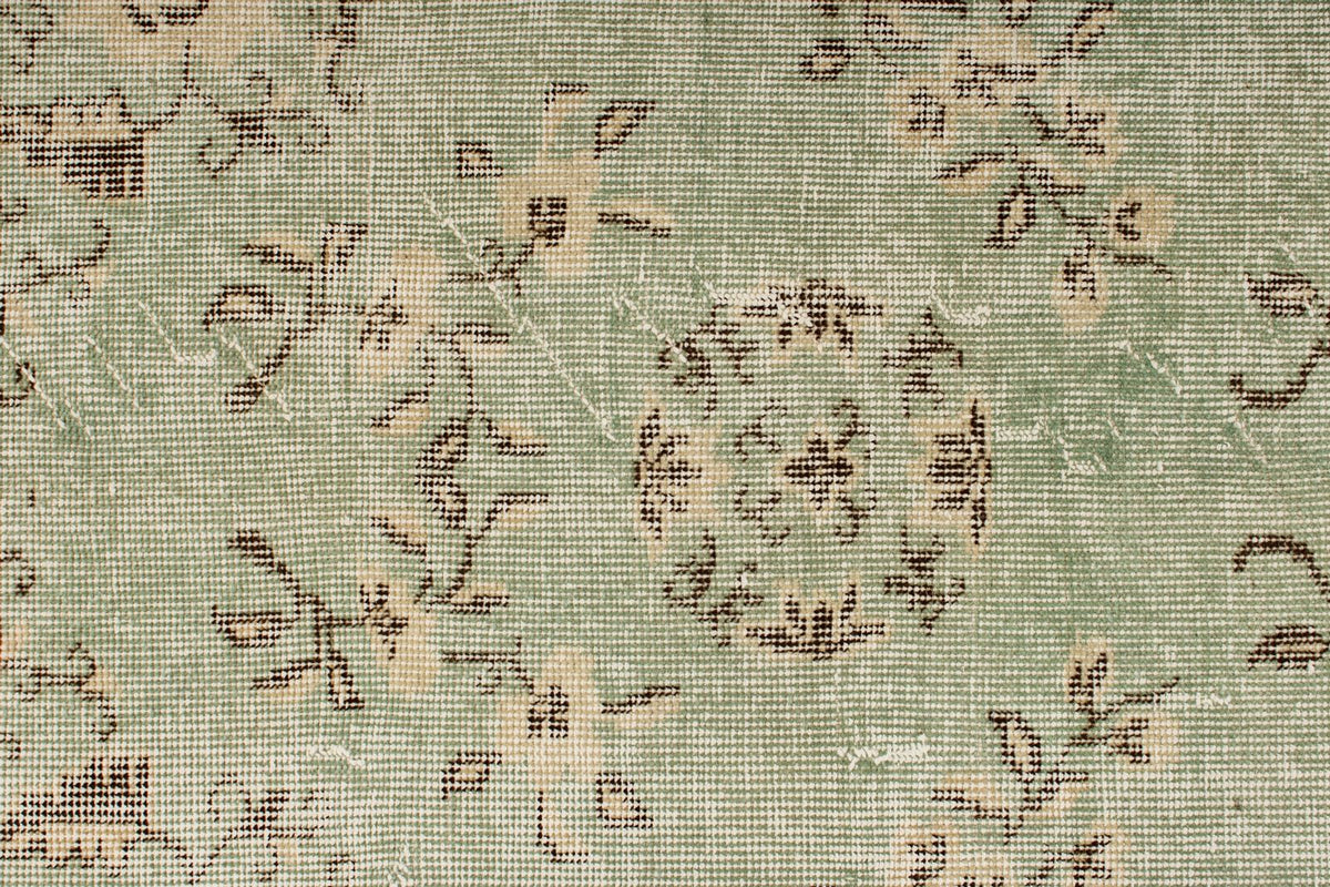4x7 Green and Ivory Modern Contemporary Rug