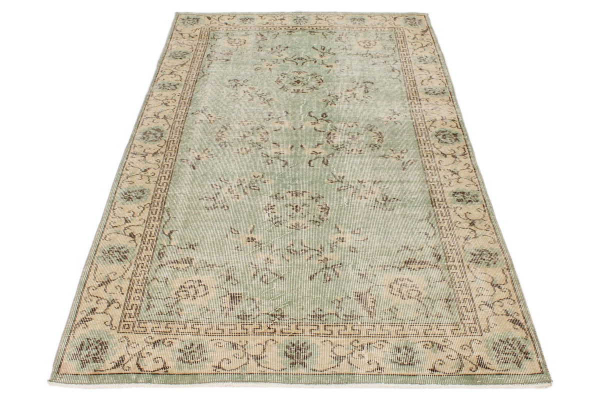 4x7 Green and Ivory Modern Contemporary Rug