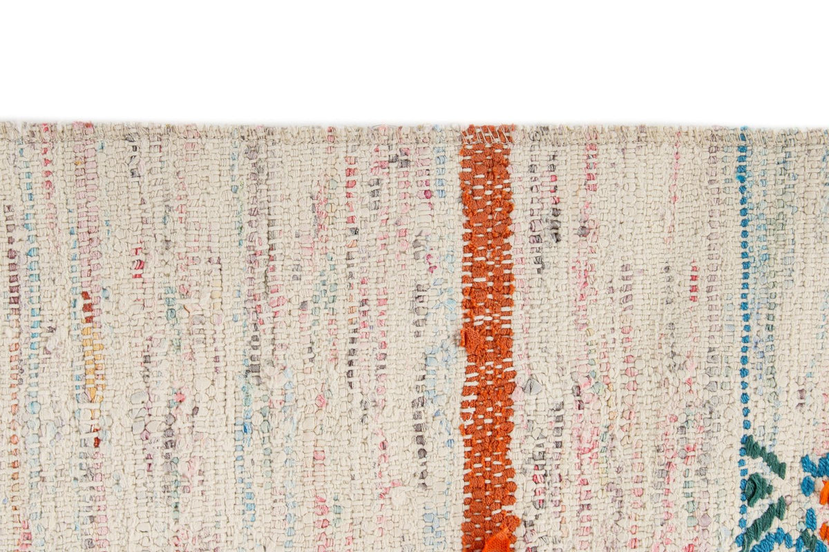 5x8 White and Multicolor Turkish Tribal Rug