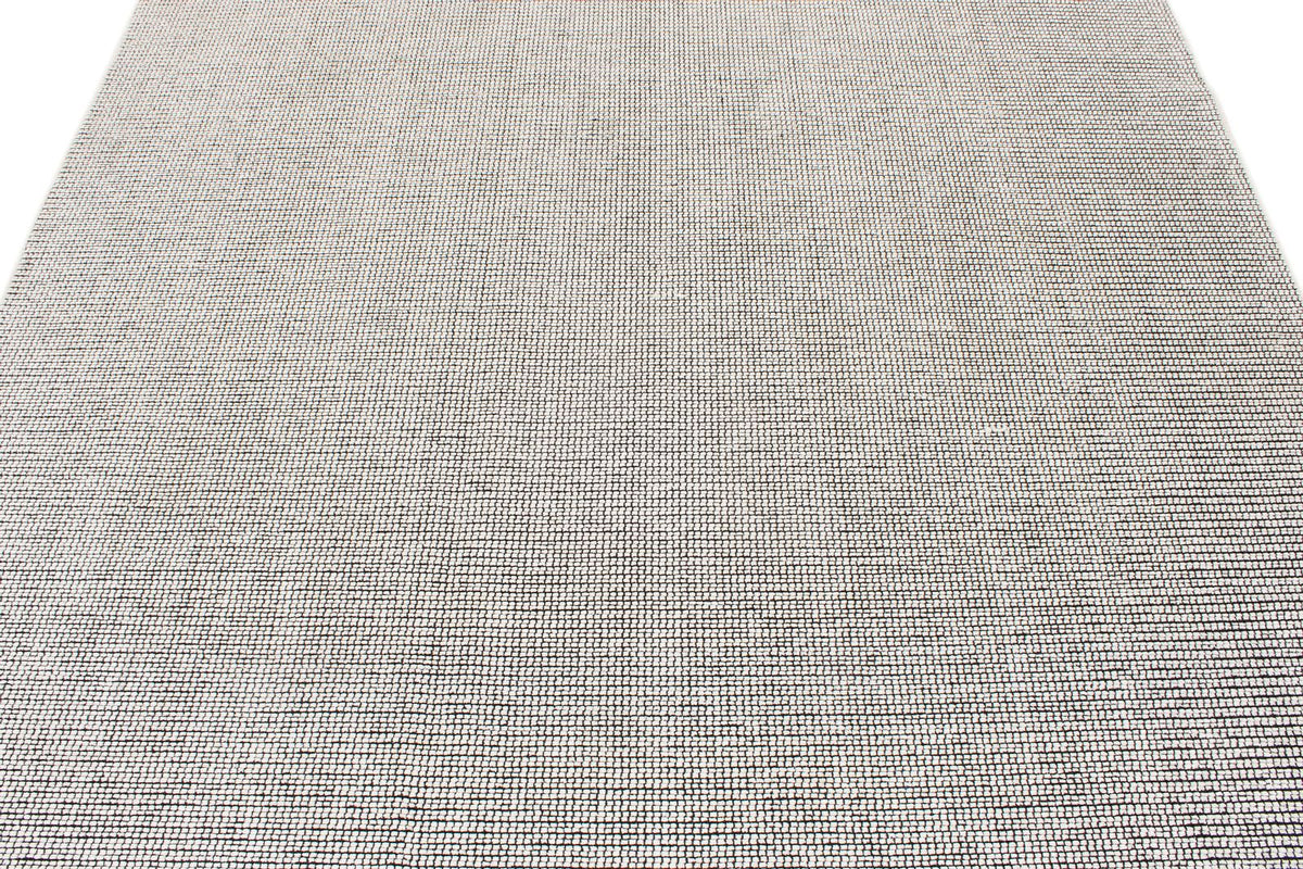 6x9 White and White Modern Contemporary Rug